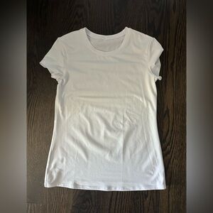 ALO SOFT FINESSE TEE - White | XS